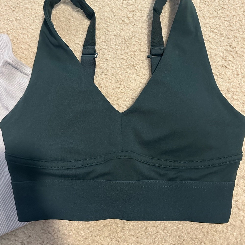 Sports Bra bundle - Picture 2 of 4